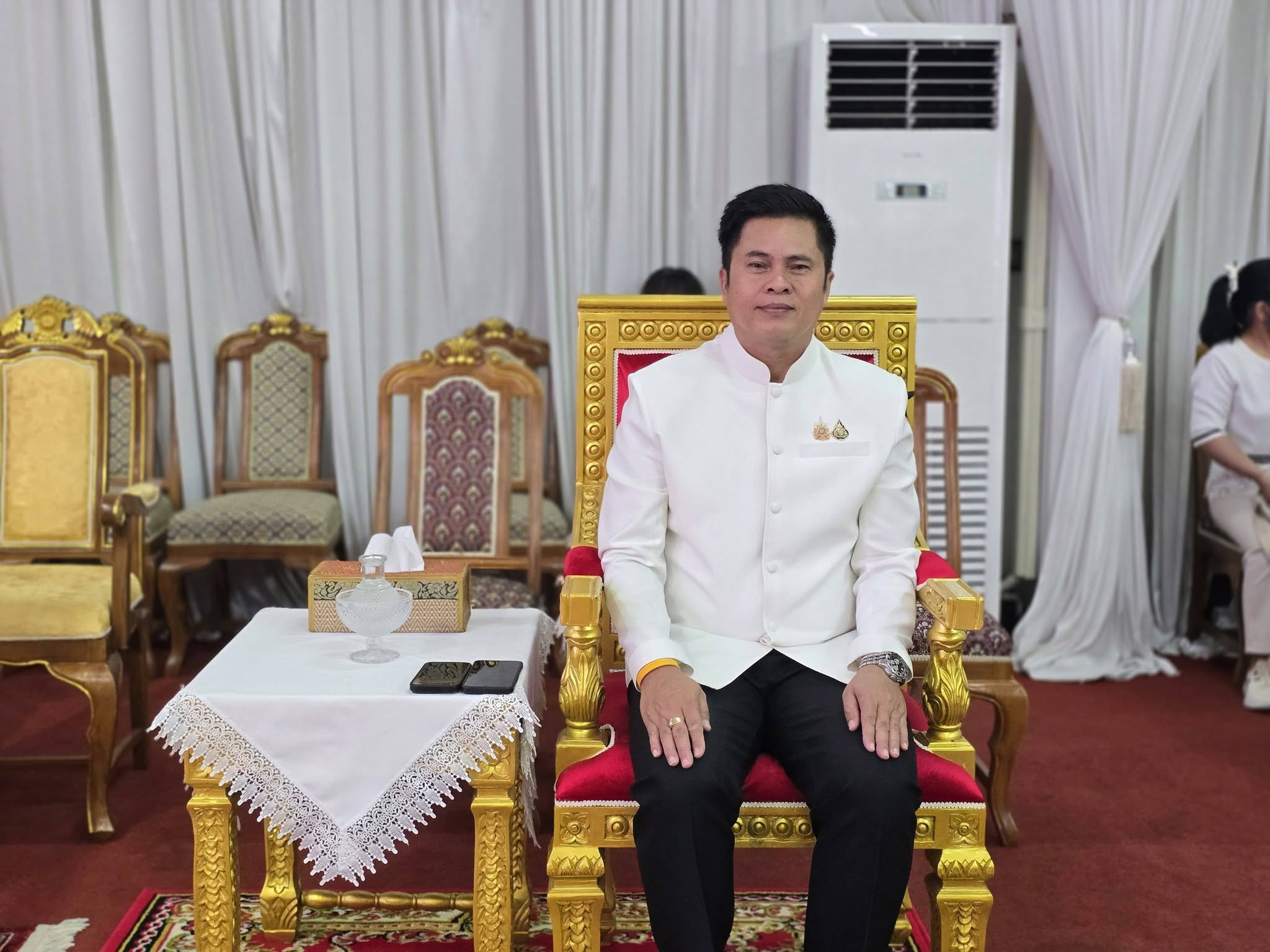 title - ปฏิรูปที่ดินจังหวัดเพชรบุรี พร้อมด้วย เจ้าหน้าที่ ส.ป.ก.เพชรบุรี ร่วมกิจกรรมปฏิบัติธรรมเฉลิมพระเกียรติสมเด็จพระนางเจ้าฯ พระบรมราชินี เนื่องในโอกาสมหามงคลเฉลิมพระชนมพรรษา 4 รอบ 3 มิถุนายน 2569